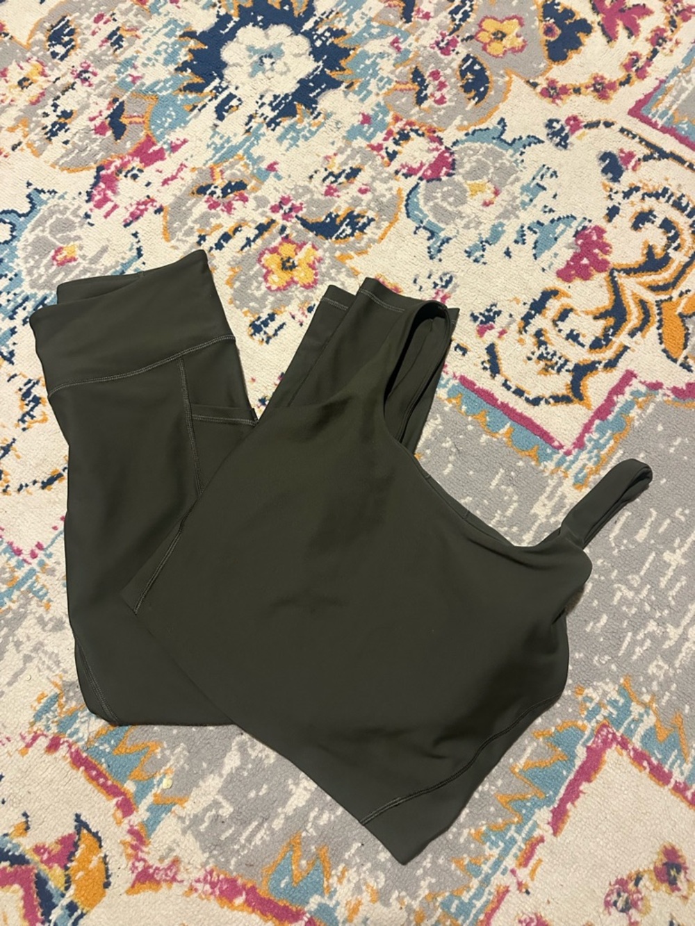 Old Navy Olive Green Women's Active Leggings Set